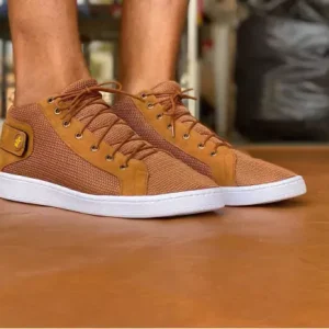 Chukka boot caramel white sole